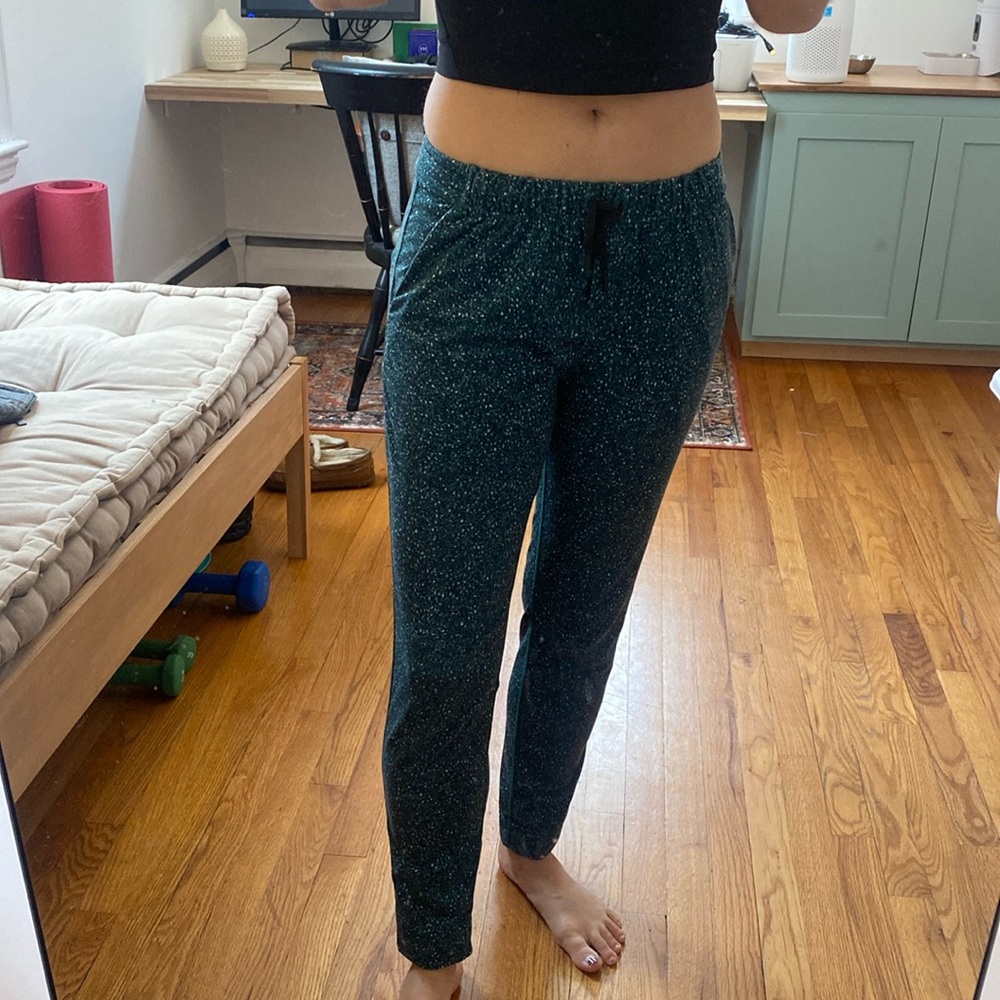 Lululemon slim crop jet pants